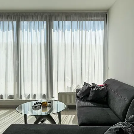 Apartmán Elegant Two-bedroom For 6 By Interhome Praha